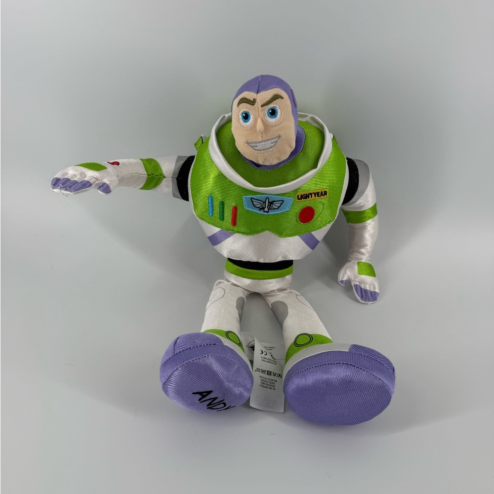 Disney Parks Exclusive Toy Story Buzz Lightyear 17" Stuffed Plush Doll Arms Move